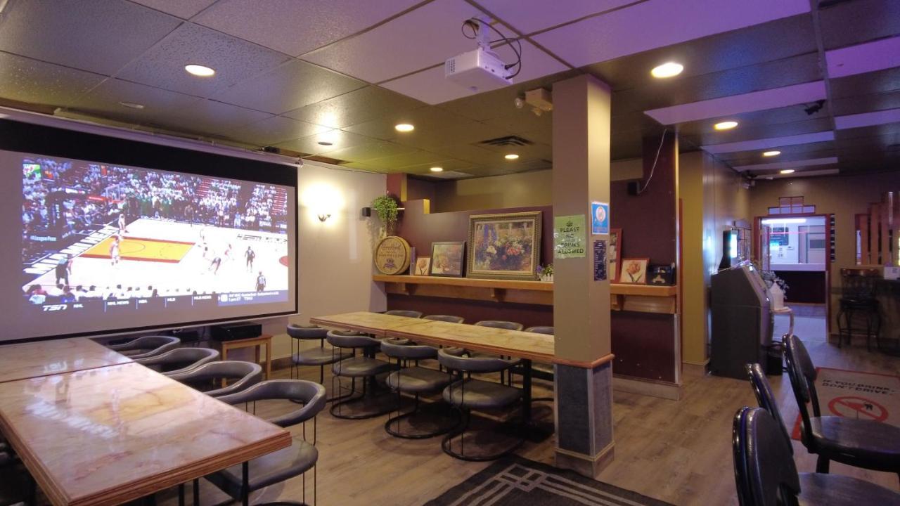 Sundre Motor Inn מראה חיצוני תמונה