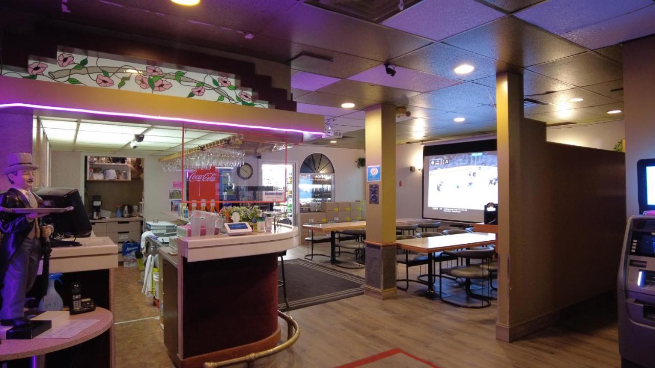 Sundre Motor Inn מראה חיצוני תמונה