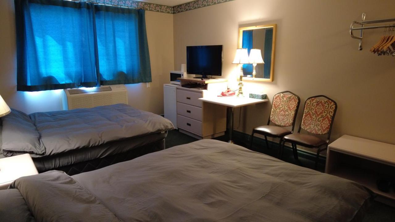Sundre Motor Inn מראה חיצוני תמונה