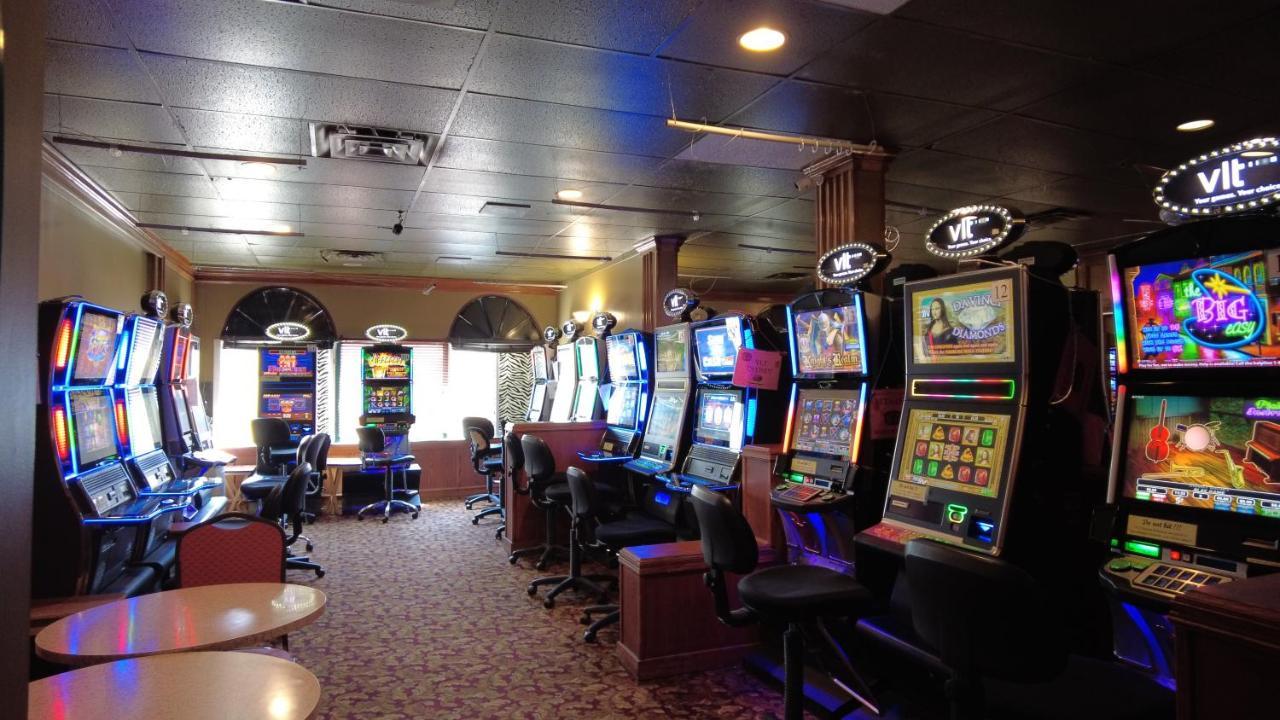Sundre Motor Inn מראה חיצוני תמונה