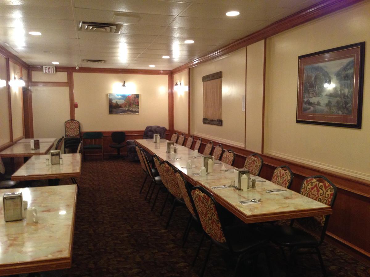 Sundre Motor Inn מראה חיצוני תמונה